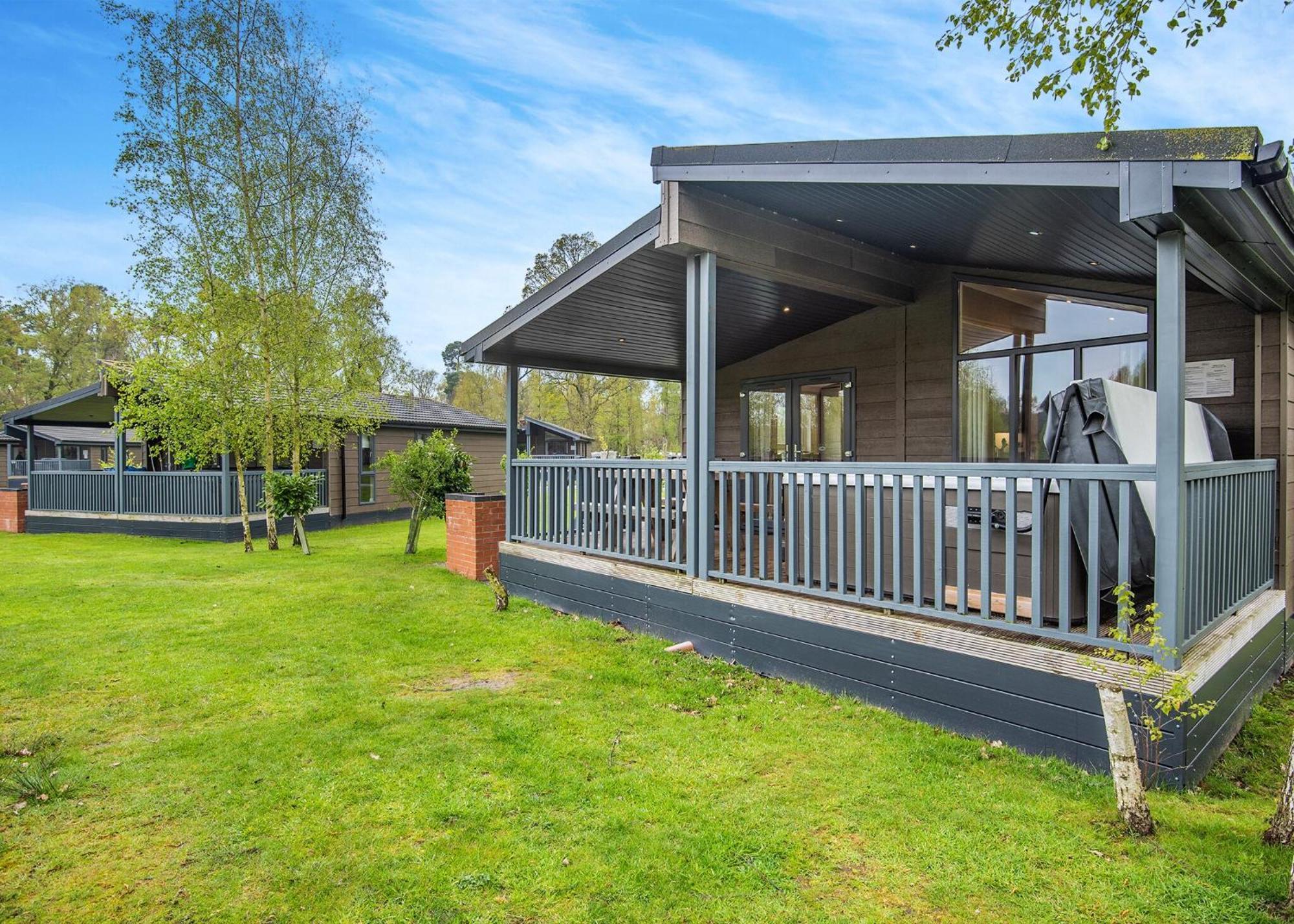 Woodhall Country Park Lodges Woodhall Spa Exterior photo