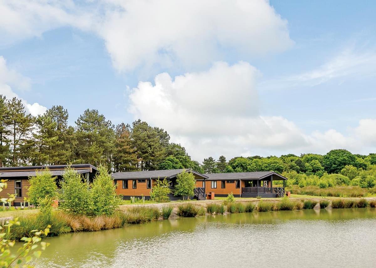 Woodhall Country Park Lodges Woodhall Spa Exterior photo